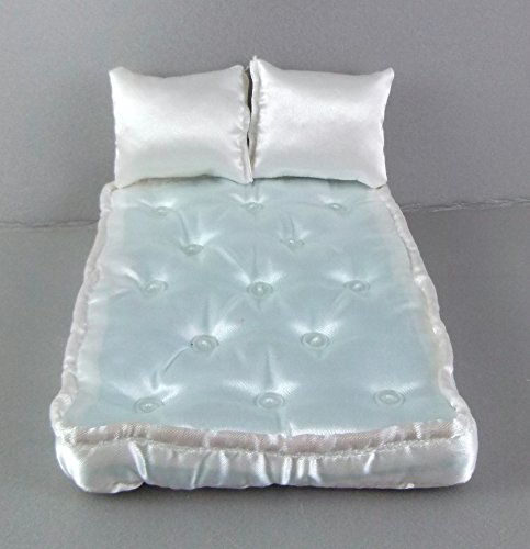Melody Jane Dollhouse Bedroom Accessory - Double Mattress & Pillows (1:12 Scale)
